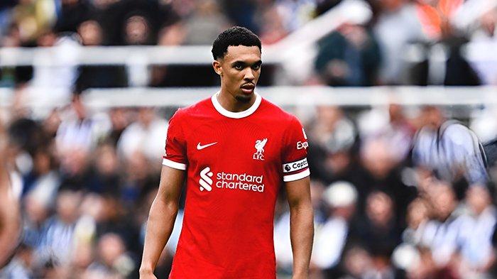 Trent Alexander-Arnold Dipastikan Absen Saat Liverpool Hadapi Tottenham